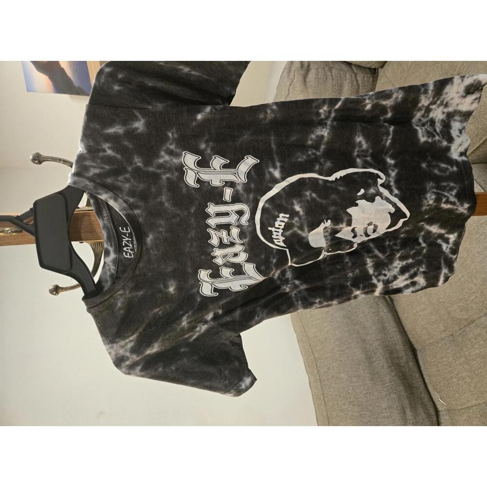 Eazy-E Tie-Dye Graphic T-Shirt Small
